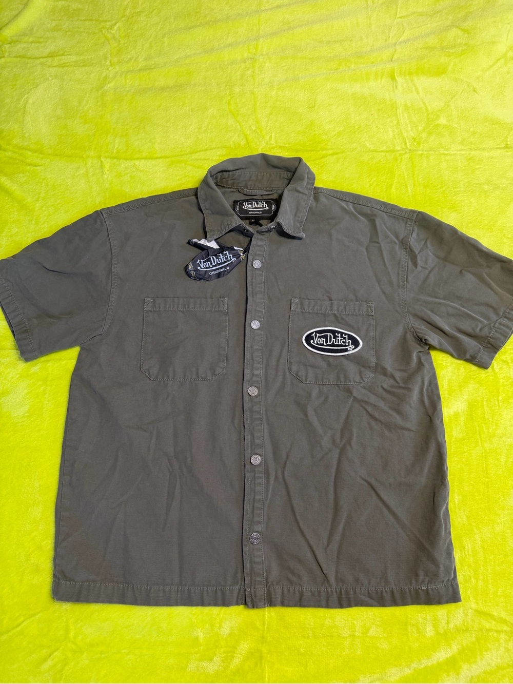 Von Dutch Men's Short-Sleeve Shirt in Olive Green M
